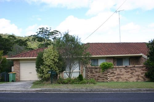 2/43 Asca Drive, GREEN POINT NSW 2251, Green Point - Image 1