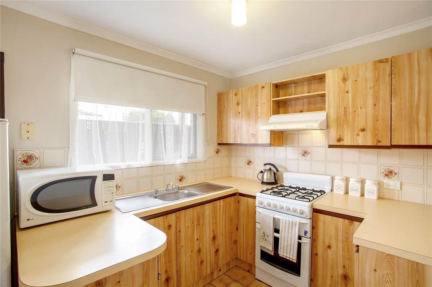 1 Creswick Court, CORIO VIC 3214, Corio - Thumbnail 5