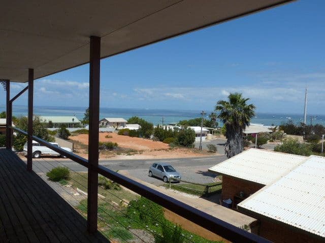 2 Dirk Place, DENHAM WA 6537, Denham - Thumbnail 2