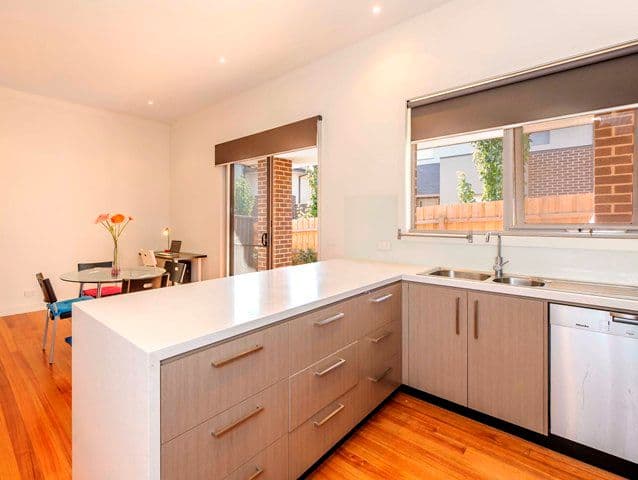 103 Woodhouse Grove, BOX HILL NORTH VIC 3129, Box Hill North - Thumbnail 3