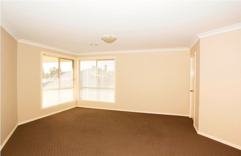 70 Ilumba Way, BATHURST NSW 2795, Bathurst - Thumbnail 2