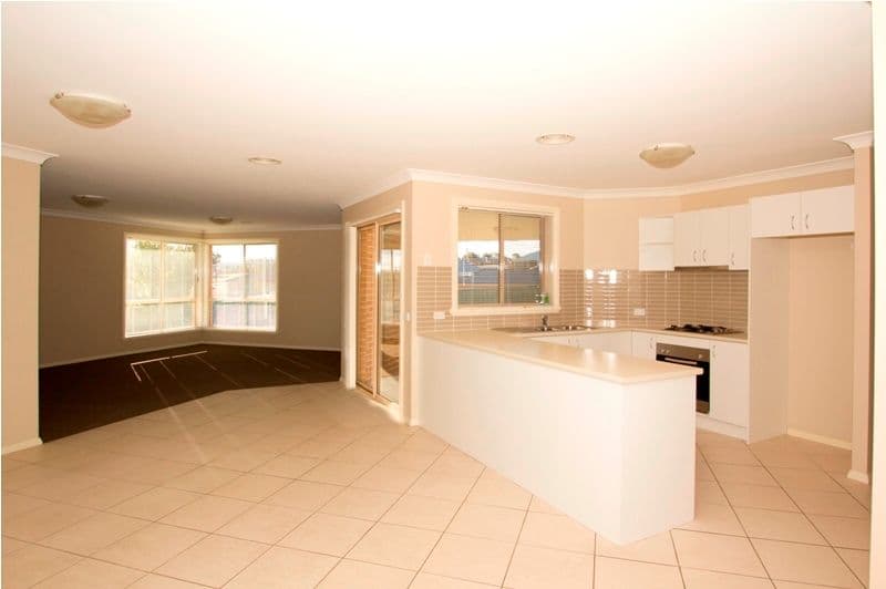 70 Ilumba Way, BATHURST NSW 2795, Bathurst - Thumbnail 4