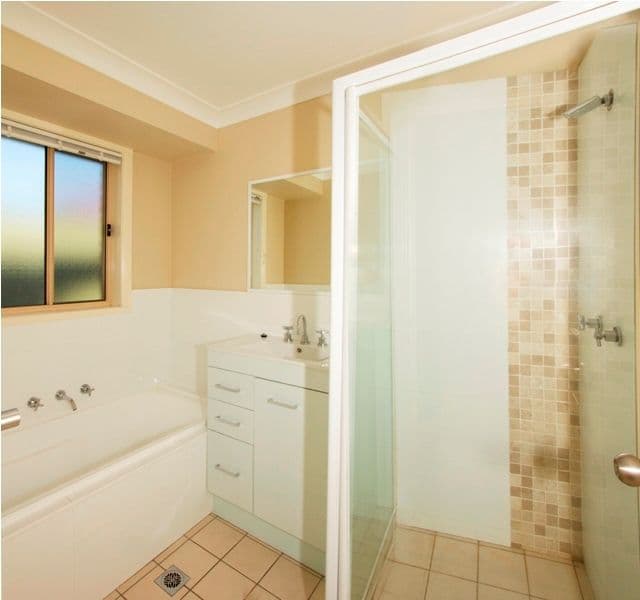 70 Ilumba Way, BATHURST NSW 2795, Bathurst - Thumbnail 6