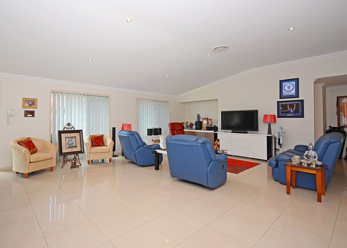 18 Lockerbie Court, KAWUNGAN QLD 4655, Kawungan - Thumbnail 4
