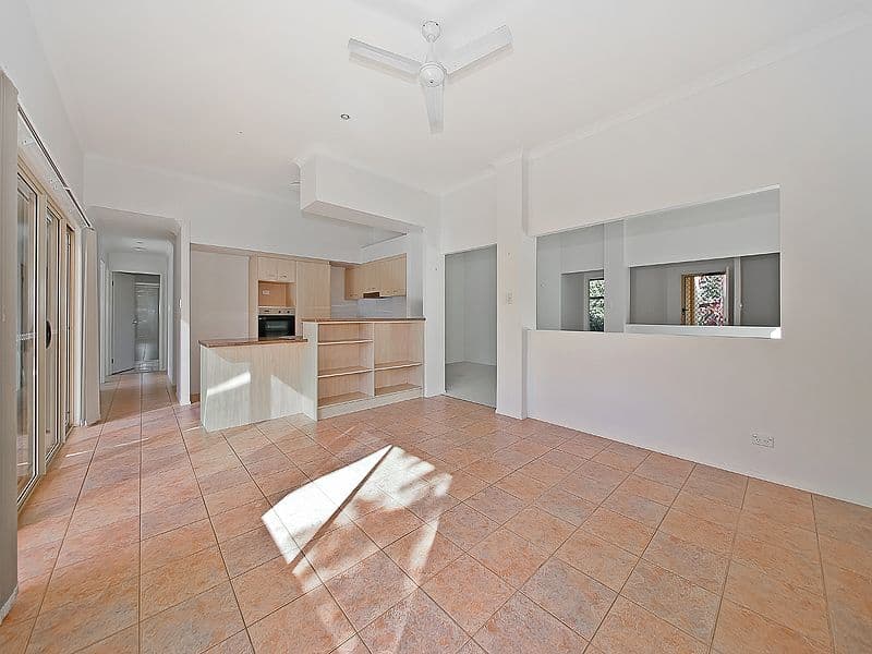 5 Mast Court, REDLAND BAY QLD 4165, Redland Bay - Thumbnail 5