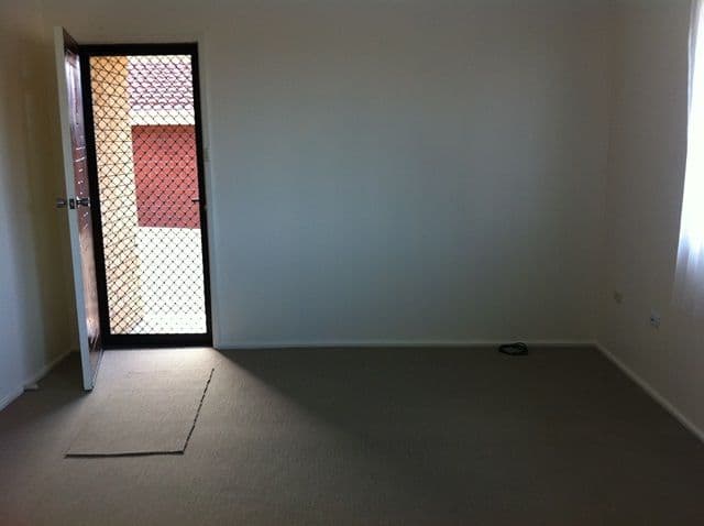 1/348 Shellharbour Road, BARRACK HEIGHTS NSW 2528, Barrack Heights - Thumbnail 2
