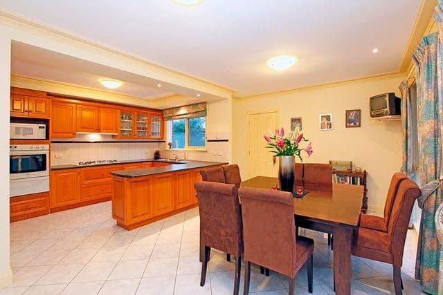 23 Boldrewood Parade, RESERVOIR VIC 3073, Reservoir - Thumbnail 6