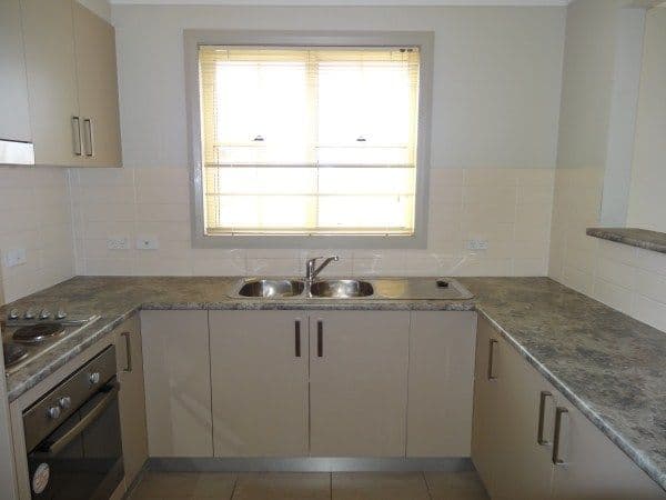 193 Newbridge Road, CHIPPING NORTON NSW 2170, Chipping Norton - Thumbnail 4