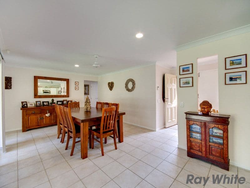 12 Reginald Avenue, ARANA HILLS QLD 4054, Arana Hills - Thumbnail 4