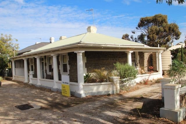 8 Young Street, BURRA SA 5417, Burra - Thumbnail 2