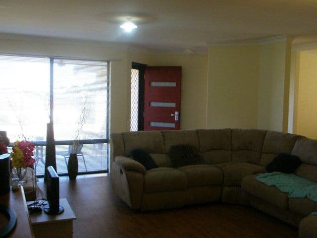 23 Ocean Queen Drive, WANDINA WA 6530, Wandina - Thumbnail 5