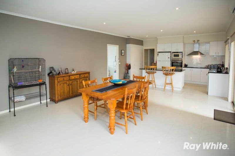 9 Supreme Close, KOO WEE RUP VIC 3981, Koo Wee Rup - Thumbnail 6