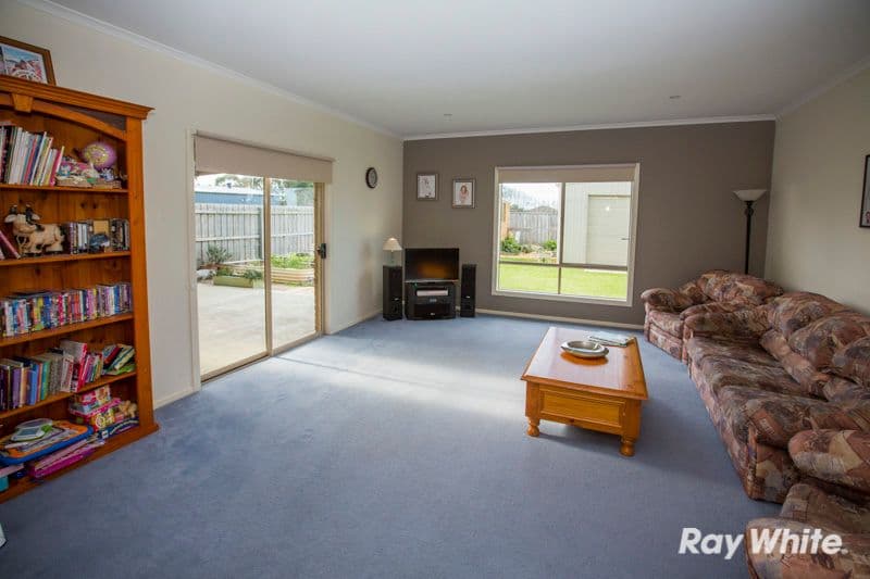 9 Supreme Close, KOO WEE RUP VIC 3981, Koo Wee Rup - Thumbnail 8