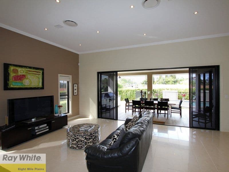 1 Leelaben Place, EIGHT MILE PLAINS QLD 4113, Eight Mile Plains - Thumbnail 2