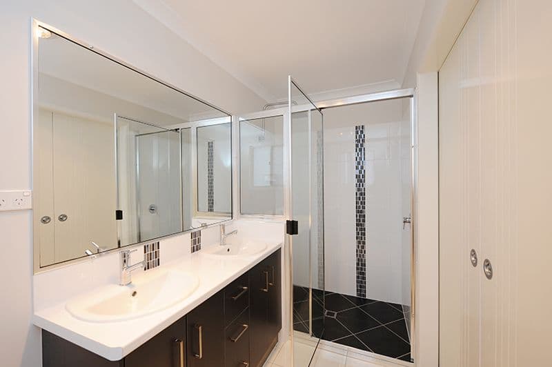 9 Florey Place, KIRKWOOD QLD 4680, Kirkwood - Thumbnail 4