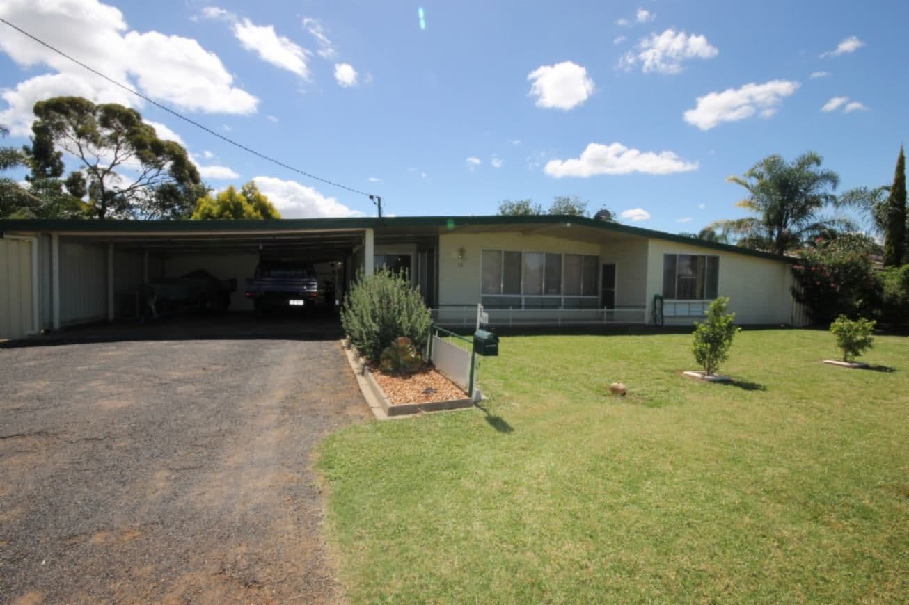 18 Hall Street, DALBY QLD 4405, Dalby - Image 1