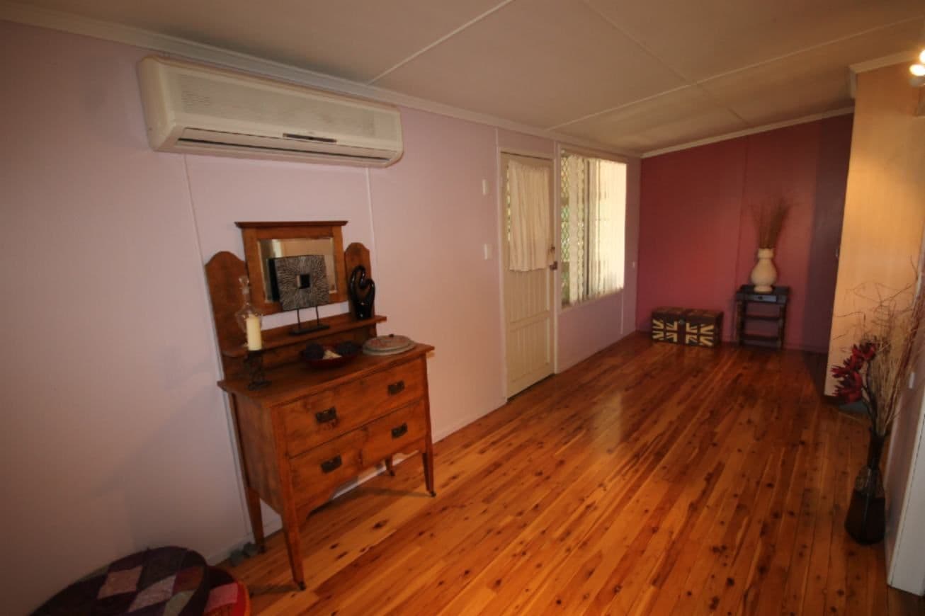 18 Hall Street, DALBY QLD 4405, Dalby - Thumbnail 4