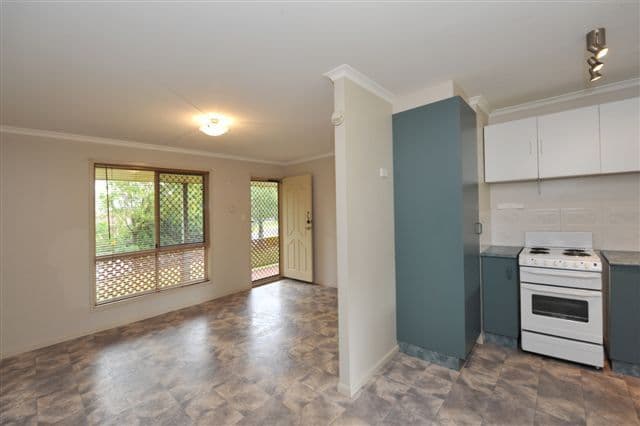 1 Hardy Court, WILSONTON QLD 4350, Wilsonton Heights - Thumbnail 3