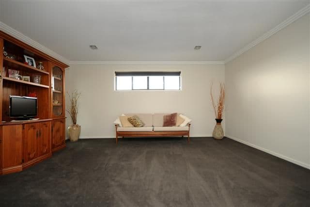 14 Plover Court, HIGHFIELDS QLD 4352, Highfields - Thumbnail 2