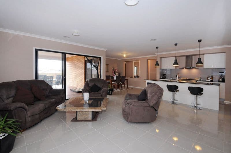 5 St Austell, SKYE VIC 3977, Skye - Image 1