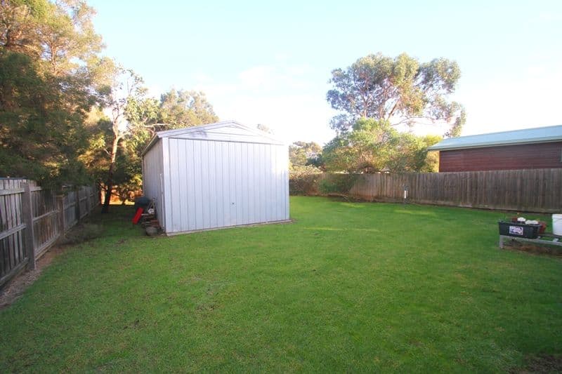 8 Dolphin Drive, SMITHS BEACH VIC 3922, Smiths Beach - Thumbnail 3