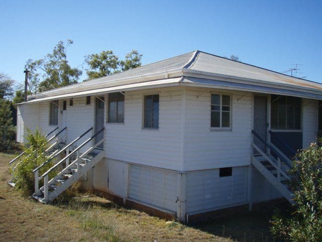 29 Eyre, CHARLEVILLE QLD 4470, Charleville - Thumbnail 3