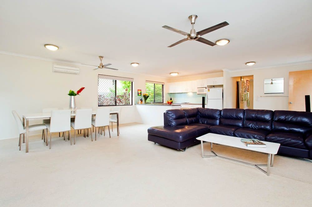 19 Romanette Street, MANSFIELD QLD 4122, Mansfield - Thumbnail 2
