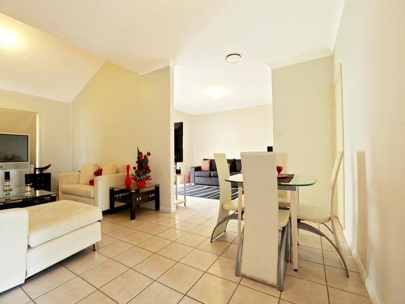 61b Feodore Drive, CECIL HILLS NSW 2171, Cecil Hills - Thumbnail 5
