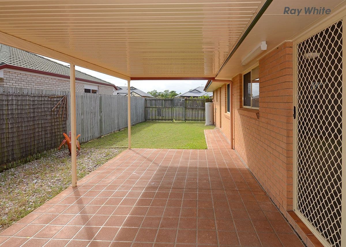 1 Kestrel Court, ELI WATERS QLD 4655, Eli Waters - Thumbnail 5