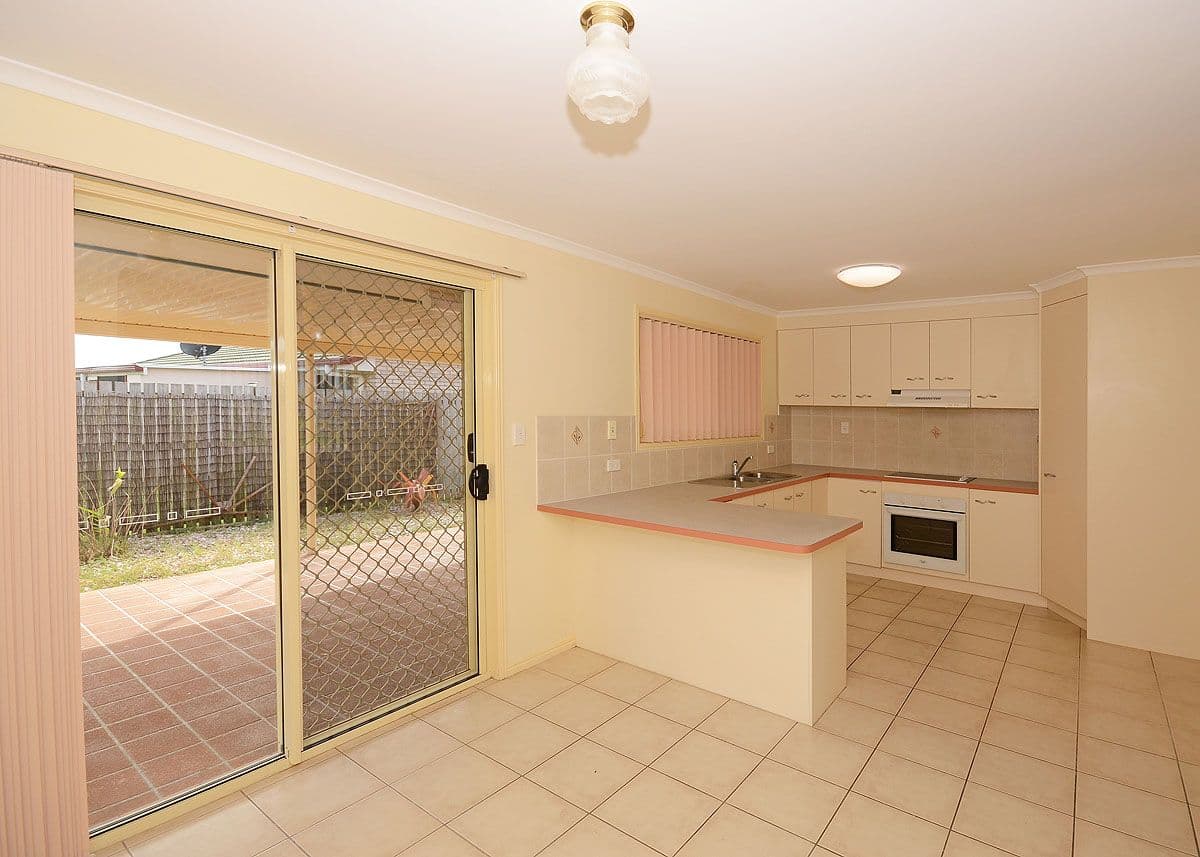 1 Kestrel Court, ELI WATERS QLD 4655, Eli Waters - Thumbnail 2