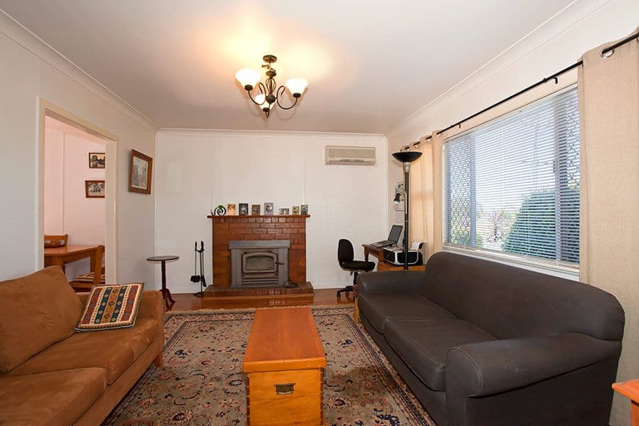231 Alderley Street, CENTENARY HEIGHTS QLD 4350, Centenary Heights - Thumbnail 2