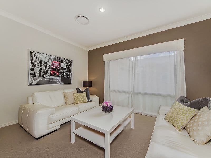 6 Campelles Avenue, VARSITY LAKES QLD 4227, Varsity Lakes - Thumbnail 8
