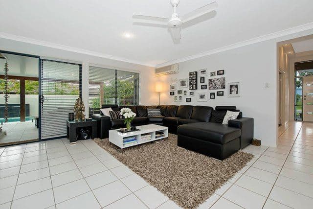 18 Essen Place, OXENFORD QLD 4210, Oxenford - Thumbnail 3