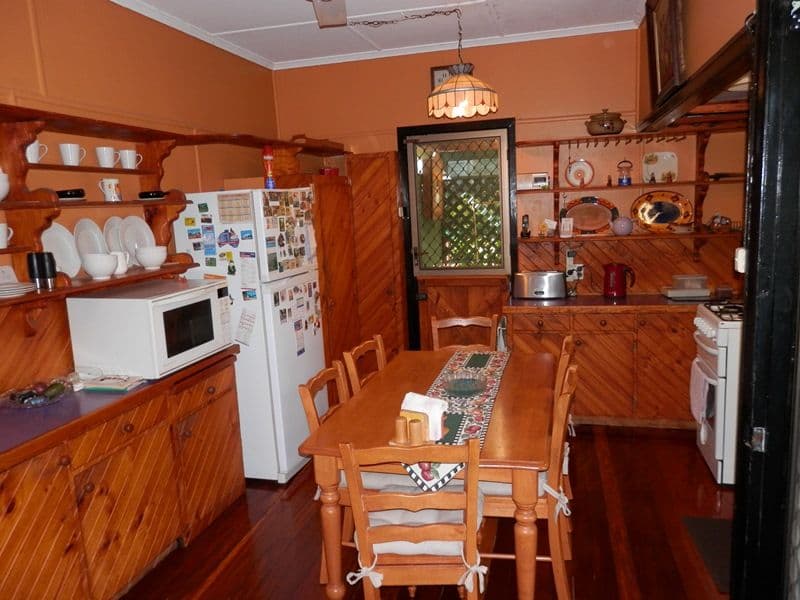 28 Ferrett Street, SADLIERS CROSSING QLD 4305, Sadliers Crossing - Thumbnail 6