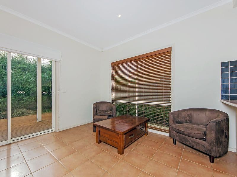 17 Lowess Lane, POINT COOK VIC 3030, Point Cook - Thumbnail 8