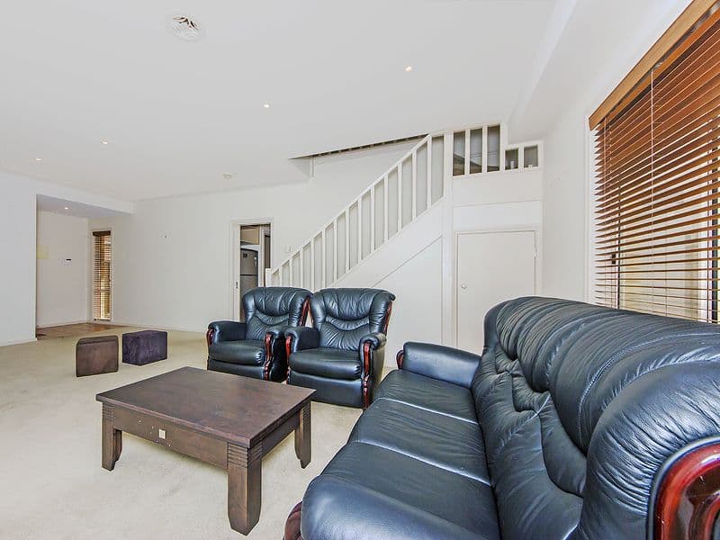 17 Lowess Lane, POINT COOK VIC 3030, Point Cook - Thumbnail 6