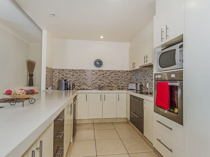 5 Saleya Drive, VARSITY LAKES QLD 4227, Varsity Lakes - Thumbnail 2