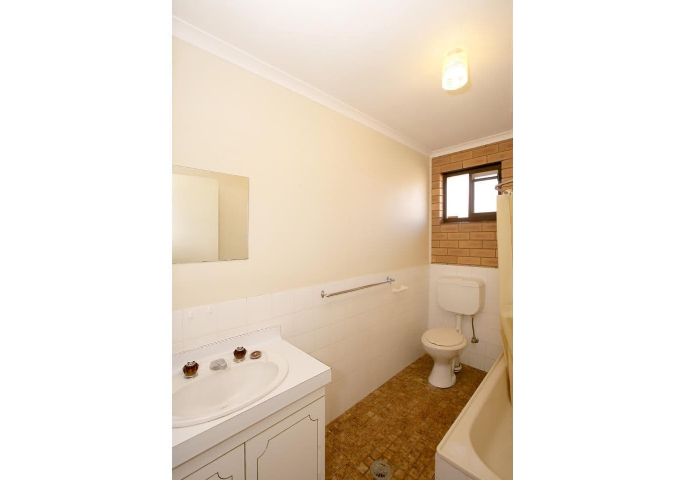 6 Kokoda Street, ASHMONT NSW 2650, Ashmont - Thumbnail 6