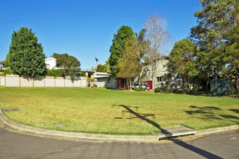 2 Bailey Avenue, GREENWELL POINT NSW 2540, Greenwell Point - Thumbnail 2