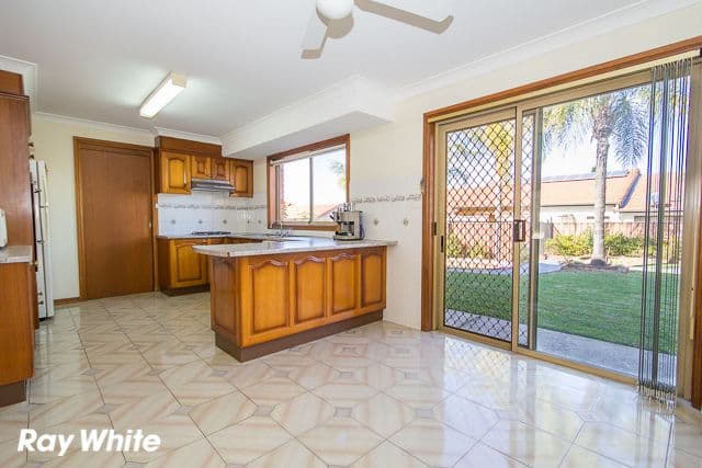 2 Toona Place, BOSSLEY PARK NSW 2176, Bossley Park - Thumbnail 3