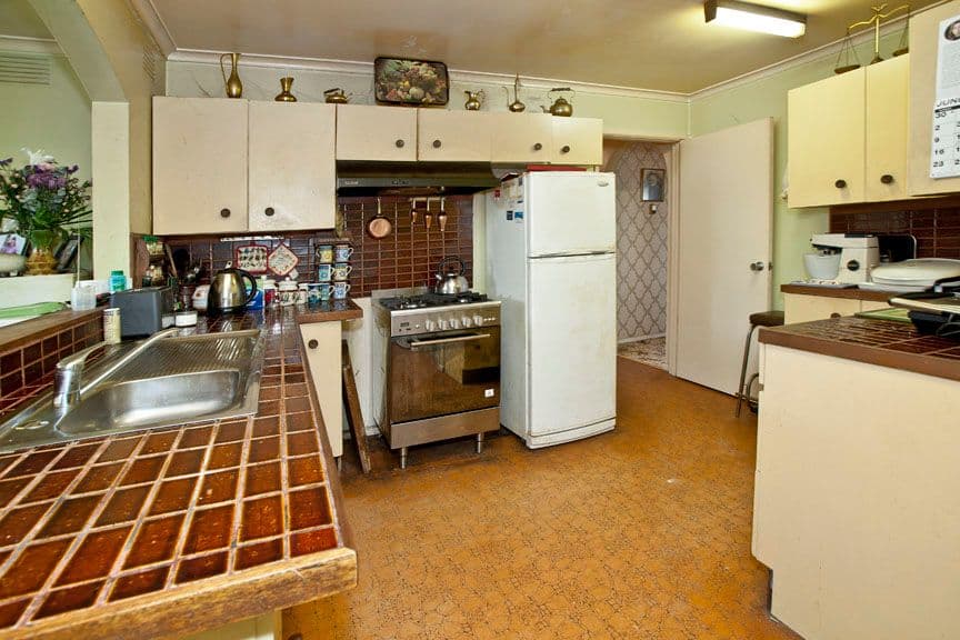 51 Tiverton Drive, MULGRAVE VIC 3170, Mulgrave - Thumbnail 2