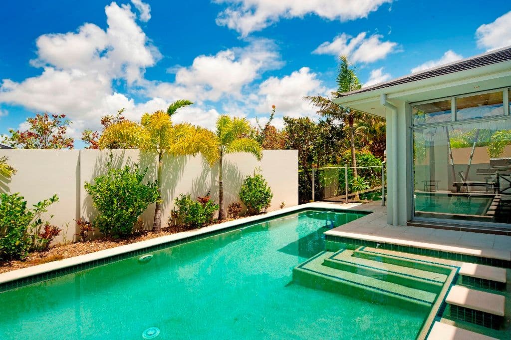 2858 Virginia Drive, HOPE ISLAND QLD 4212, Hope Island - Thumbnail 2