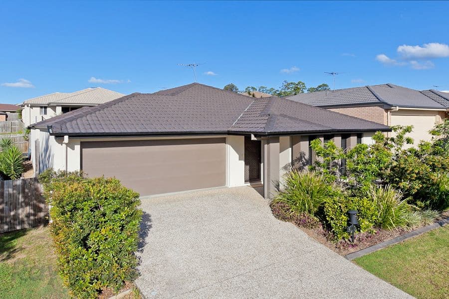 6 Cottonwood Crescent, SPRINGFIELD LAKES QLD 4300, Springfield Lakes - Image 1