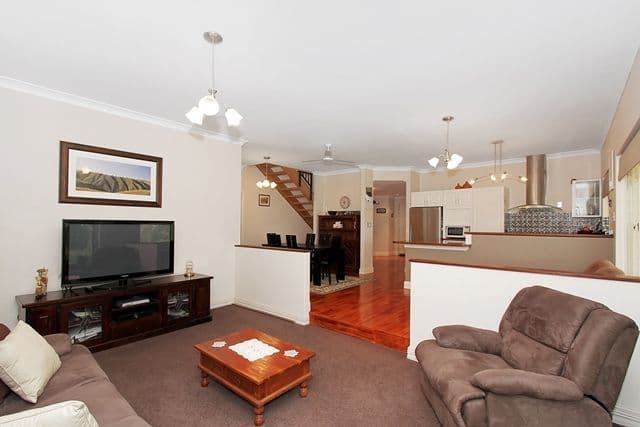 44 Sollya Retreat, LOWER CHITTERING WA 6084, Lower Chittering - Thumbnail 5