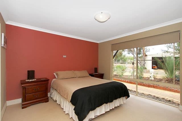 44 Sollya Retreat, LOWER CHITTERING WA 6084, Lower Chittering - Thumbnail 7