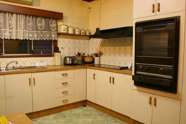 5 Bottlebrush Street, MOOROOBOOL QLD 4870, Mooroobool - Thumbnail 5
