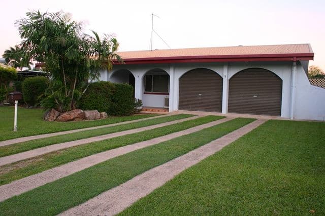5 Bottlebrush Street, MOOROOBOOL QLD 4870, Mooroobool - Image 1