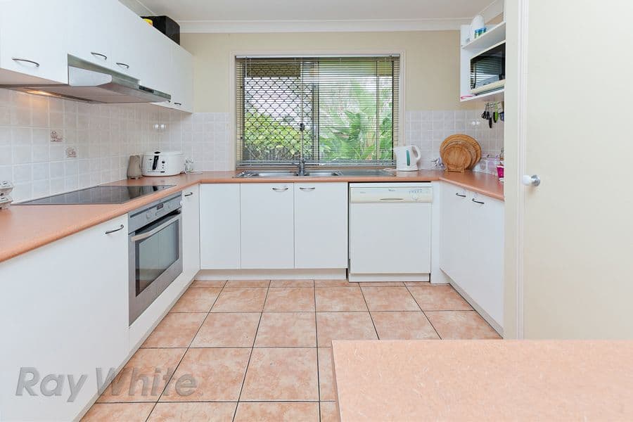 2 Onyx Place, SPRINGFIELD QLD 4300, Springfield - Thumbnail 5