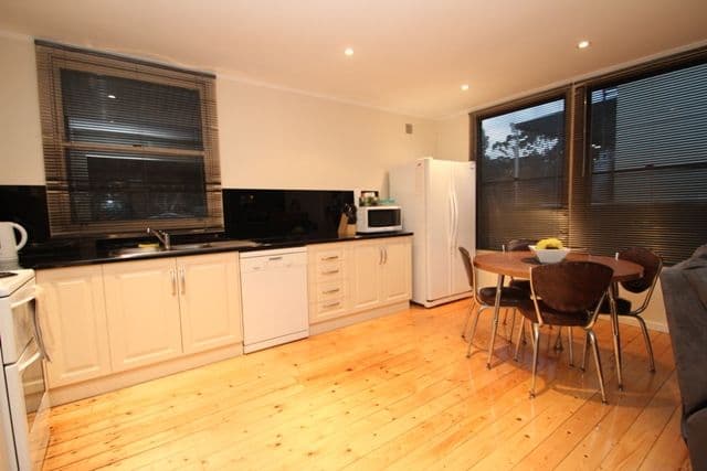 22 Kelly Street, CLARE SA 5453, Clare - Thumbnail 5