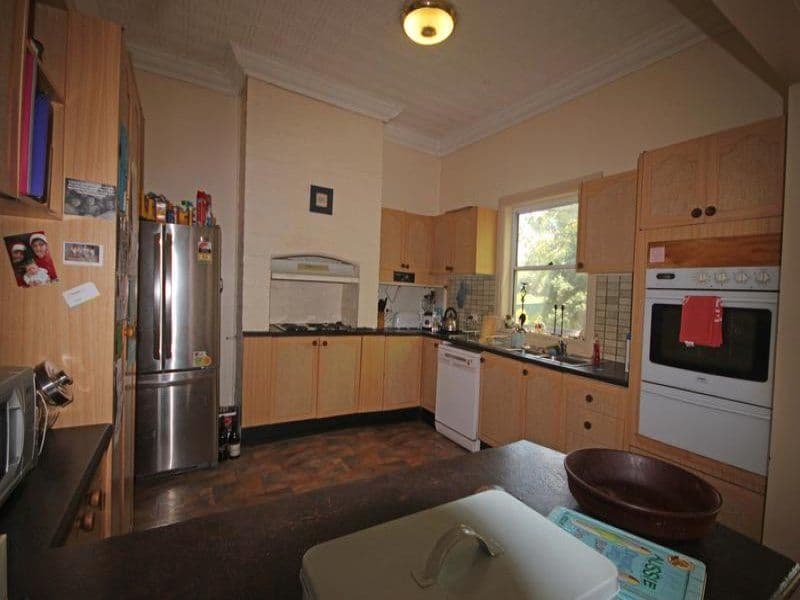 10 Liverpool Street, SCONE NSW 2337, Scone - Thumbnail 2